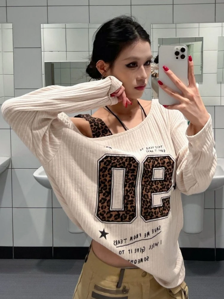 Camiseta Feminina Y2K com Esta - T-Shirts avaliação e preço